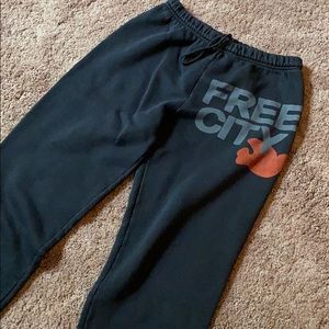 freecity FREE CITY black sweatpants